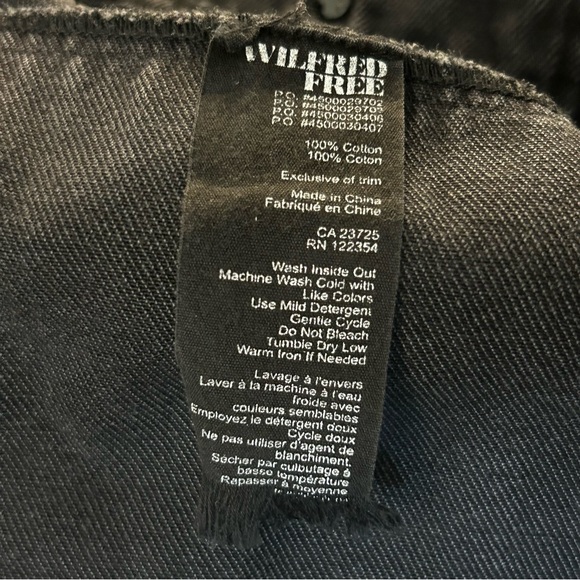 Aritzia Wilfrid Free Gamine Denim Jacket
Black Grey XS Cotton Jean
Trucker - Picture 7 of 7